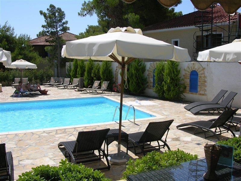 Aquarius Hotel Vasilikos  Ngoại thất bức ảnh